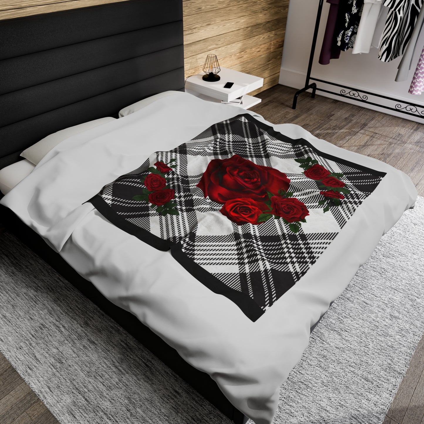 Rose Plaid Velveteen Plush Blanket