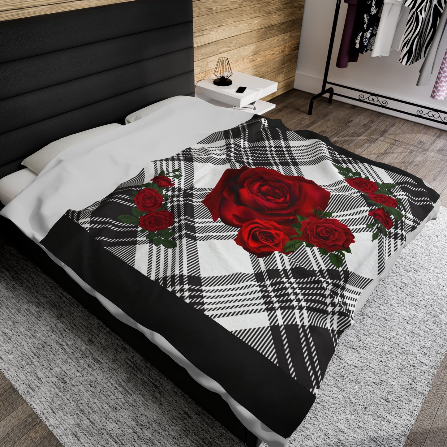 Rose Plaid Velveteen Plush Blanket