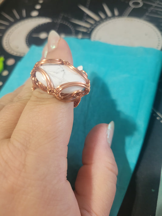 howlite and copper ring size 12 IP177