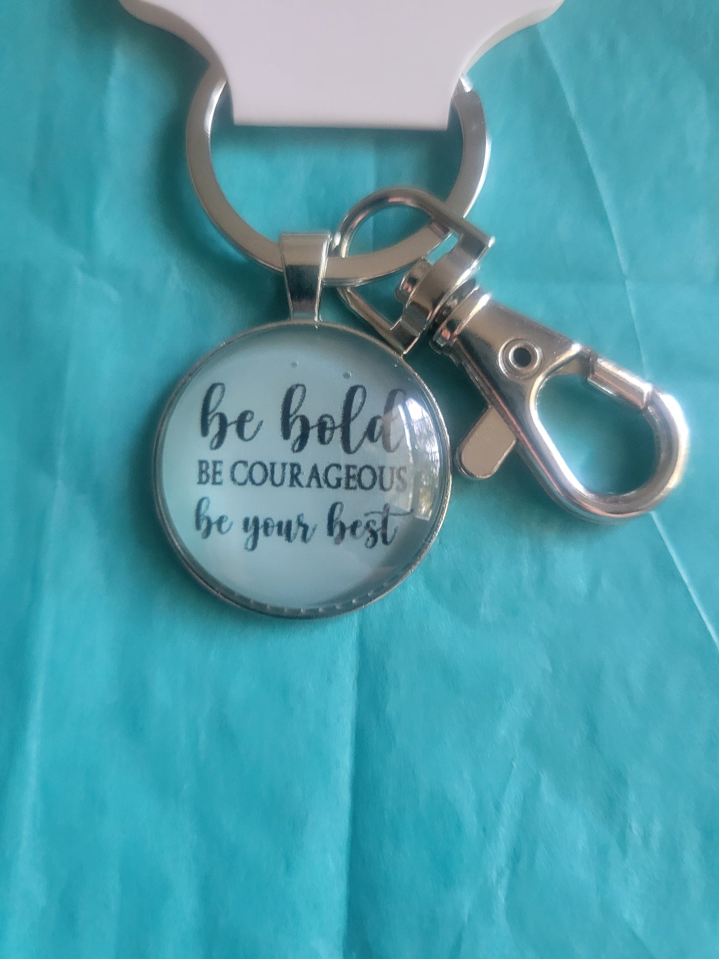 BE BOLD KEYCHAIN IP121