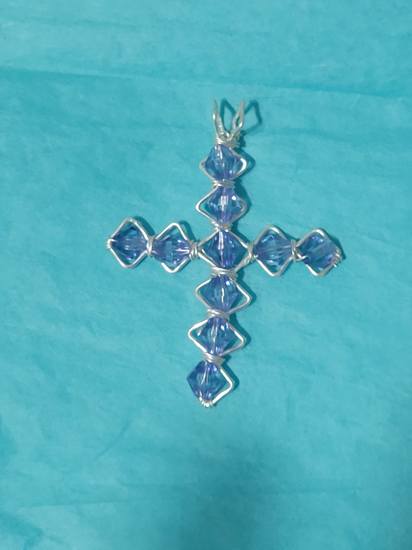 LT BLUE CROSS PENDANT IP157